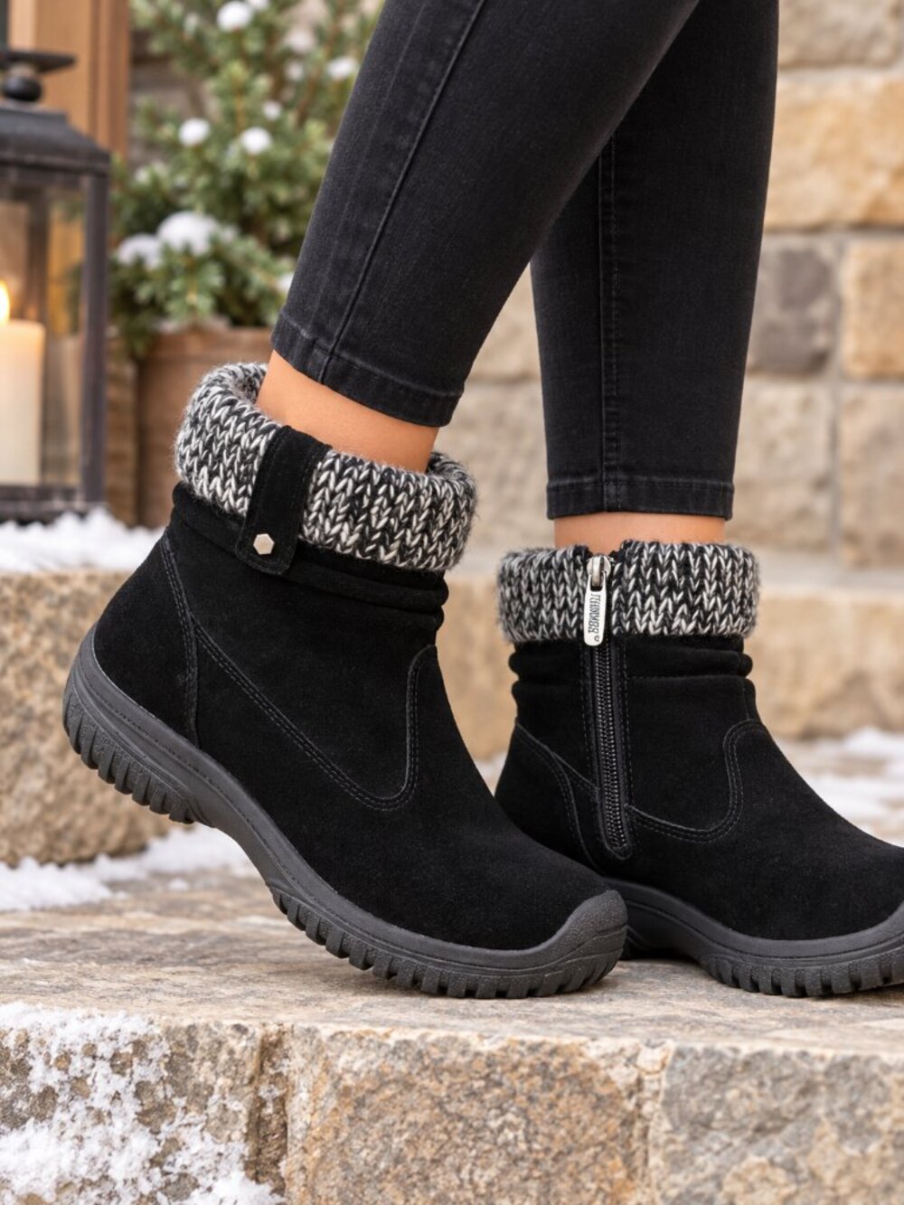 Khombu Laura Suede All Weather Winter Boots Black Faux Fur Size 8